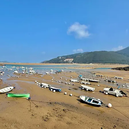Urdai - Amplio Piso Junto A La Playa Apartamento